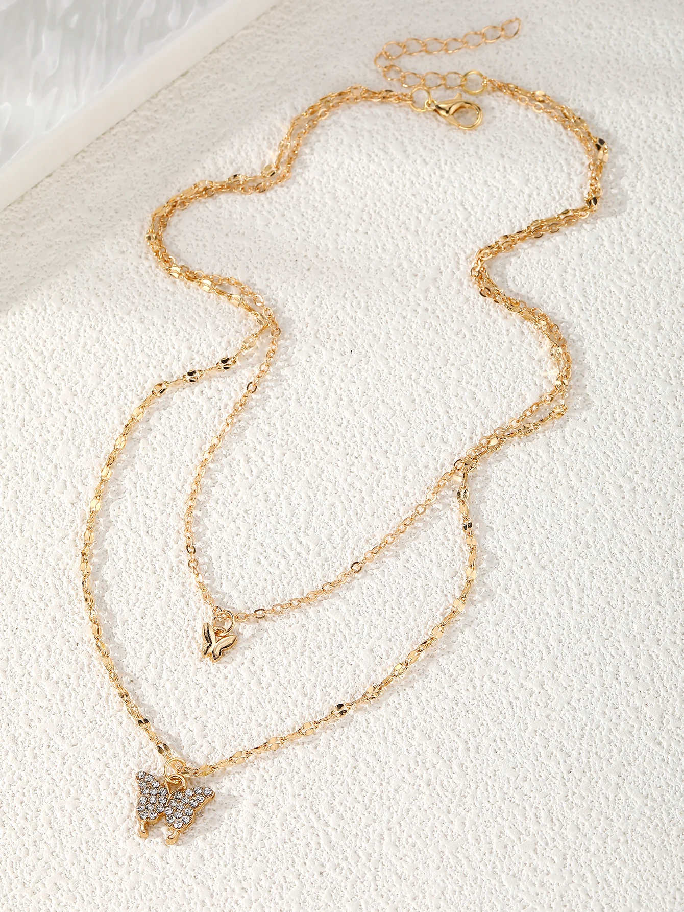 Trendy Rhinestone Butterfly Necklace - Image 6